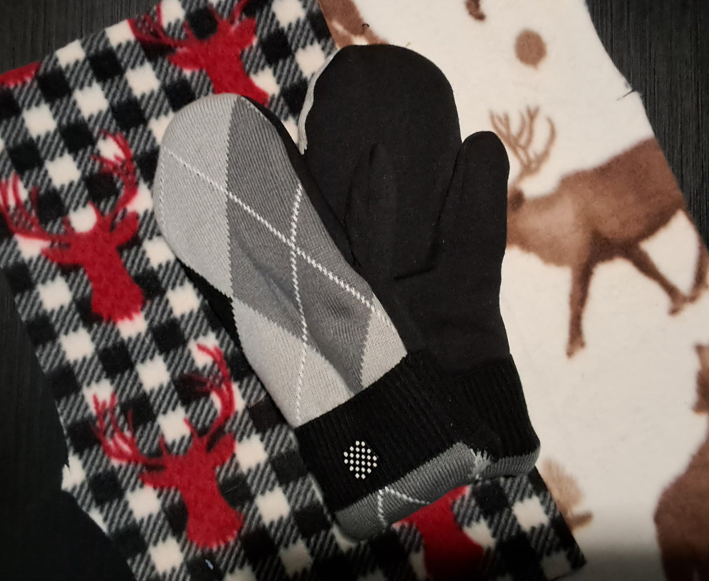 Sweater Mittens 024
