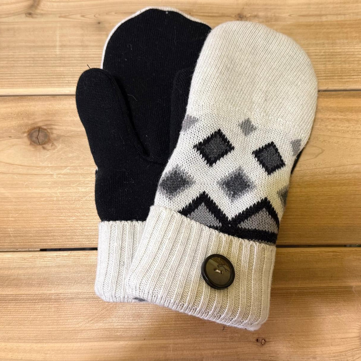 Sweater Mittens 051