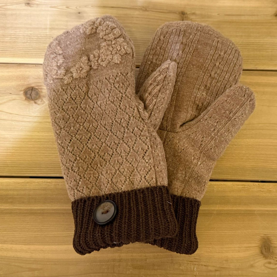 Sweater Mittens 014