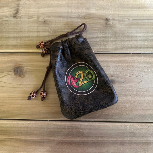 Pouch 002