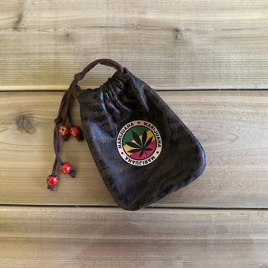 Pouch 001